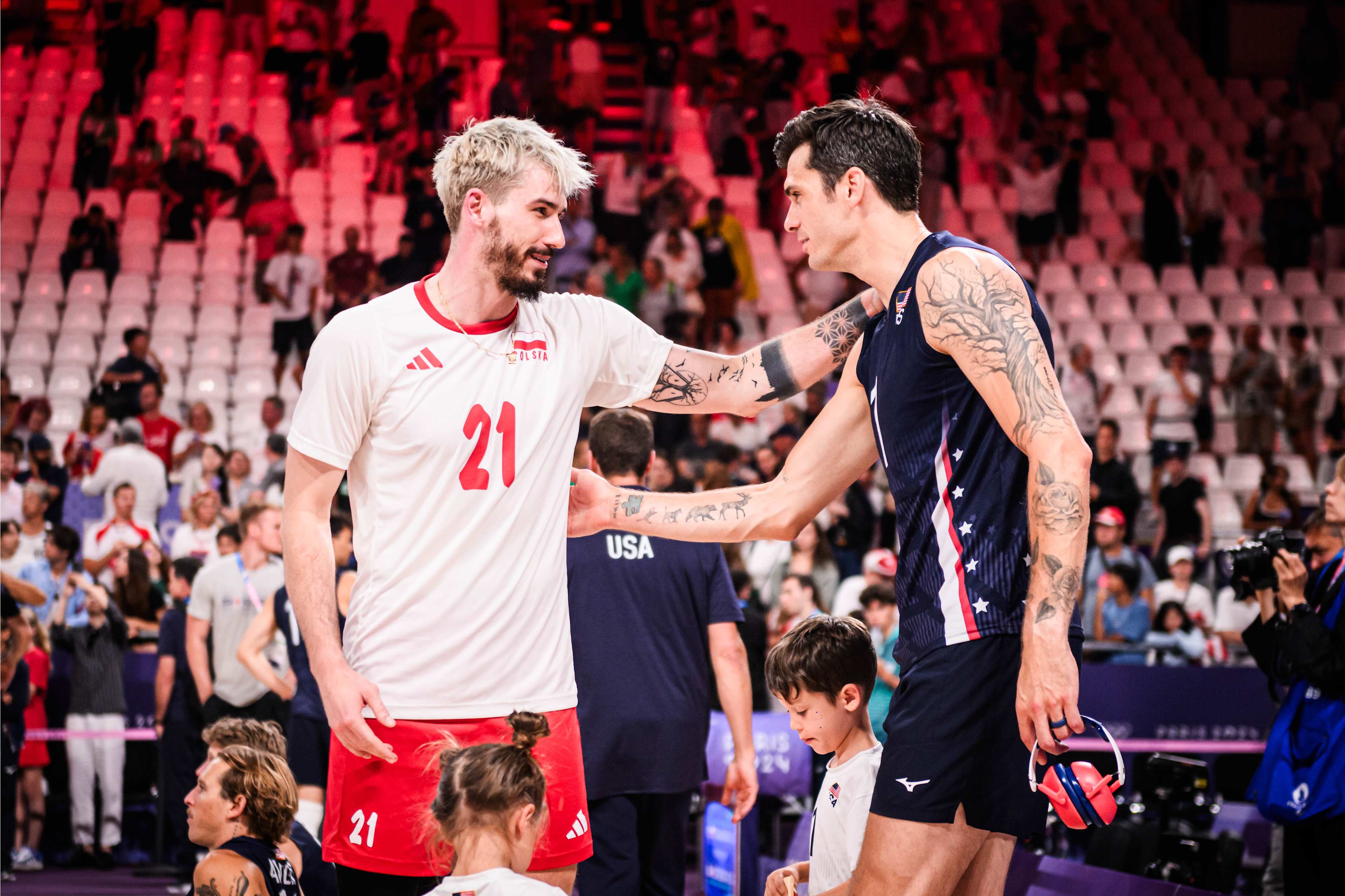 法国队险胜波兰队，许昕状态火热